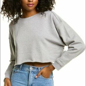 ✨ HP✨WEWOREWHAT
CROPPED SWEATSHIRT✨ 